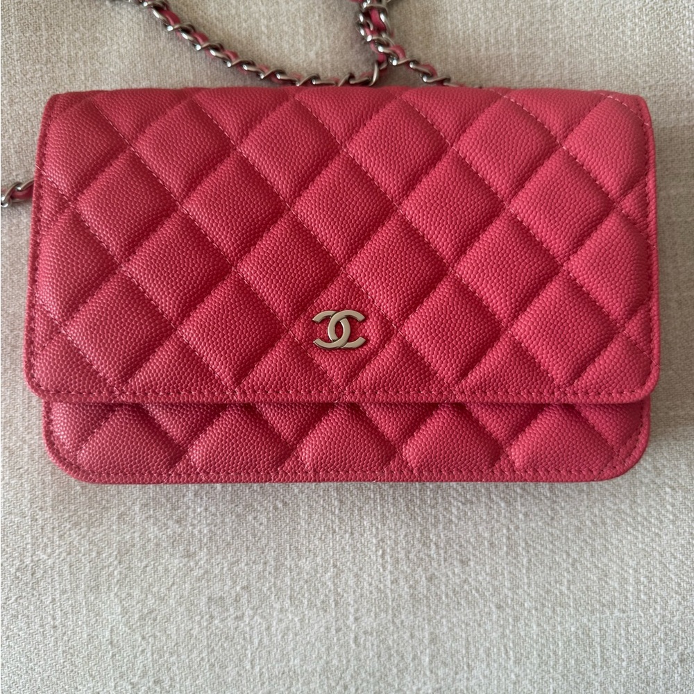CC Pink Caviar WOC - Picture 3 of 9